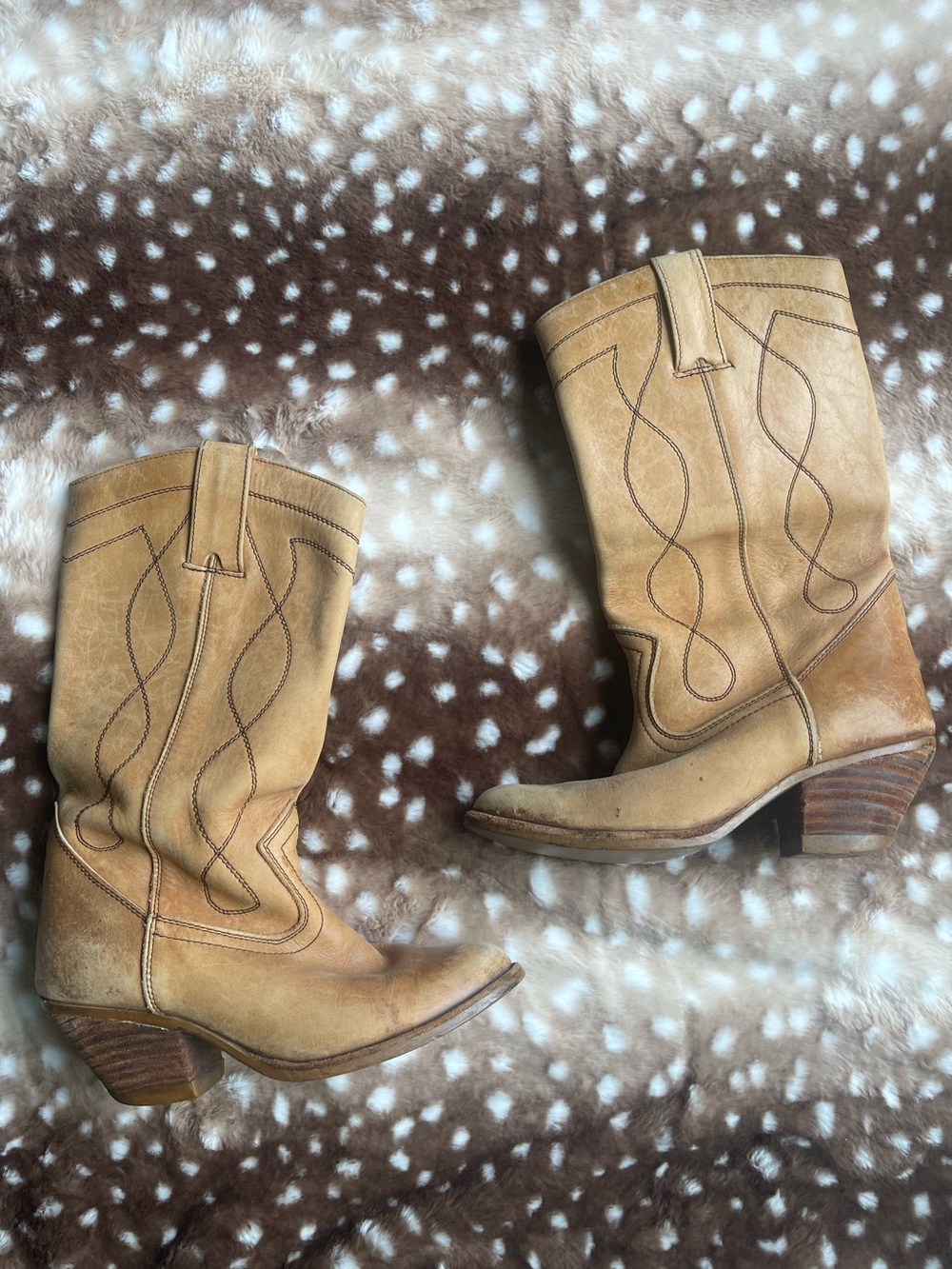 Beautiful women’s cowboy boots